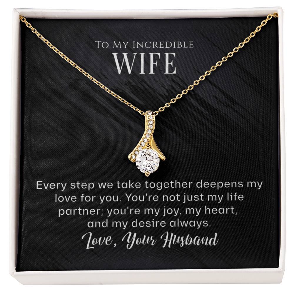 Incredible Wife - Alluring Beauty Necklace (Yellow & White Gold Variants)